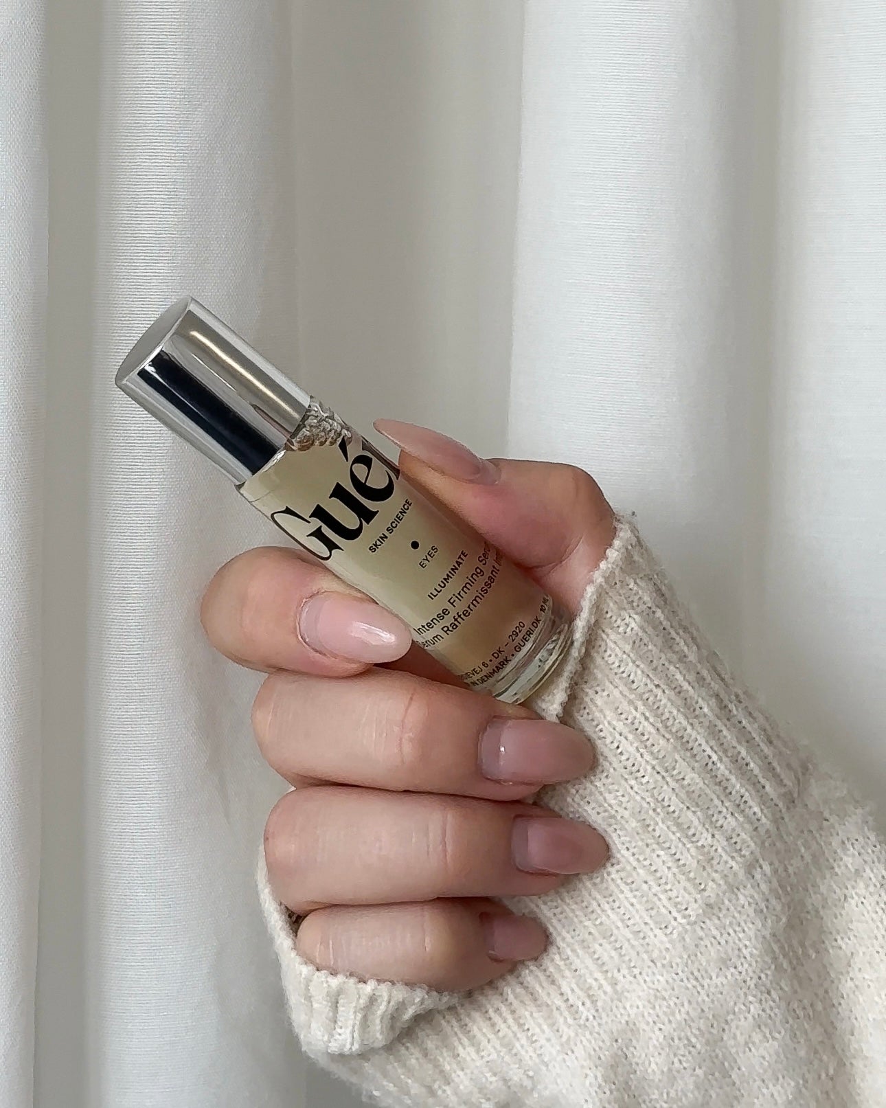 Eyes illuminate Intense Firming Serum